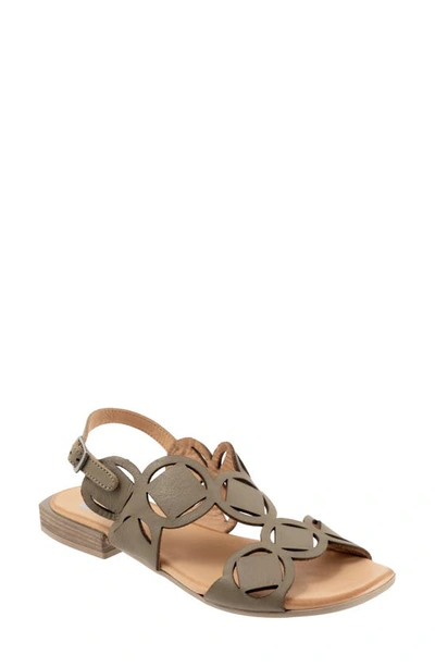 Bueno Avril Slingback Sandal In Sage