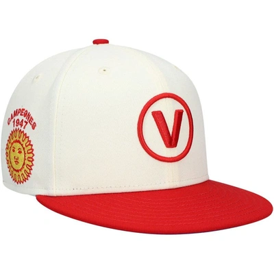 Rings & Crwns Men's  Cream, Red Vargas Campeones Team Fitted Hat In Cream,red