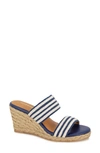 Andre Assous Nitra Wedge Sandal In Navy/ Natural