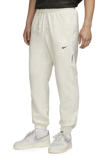 Nike Men's Standard Issue Dri-fit Basketball Pants In Phantom Heather/ Black