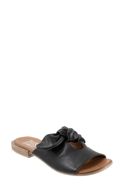 Bueno Audrey Slide Sandal In Black Leather