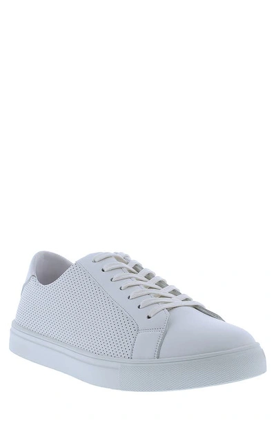 English Laundry Steve Sneaker In White