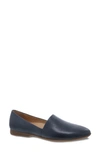 Dansko Larisa Loafer In Navy Milled