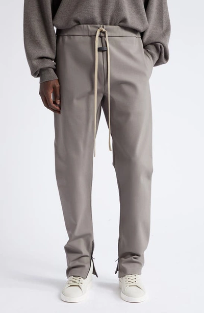 Fear Of God Eternal ビスコース トリコット スリムパンツ Fear Of God Eternal Slim Fit Drawstring Waist Tricot Pants In