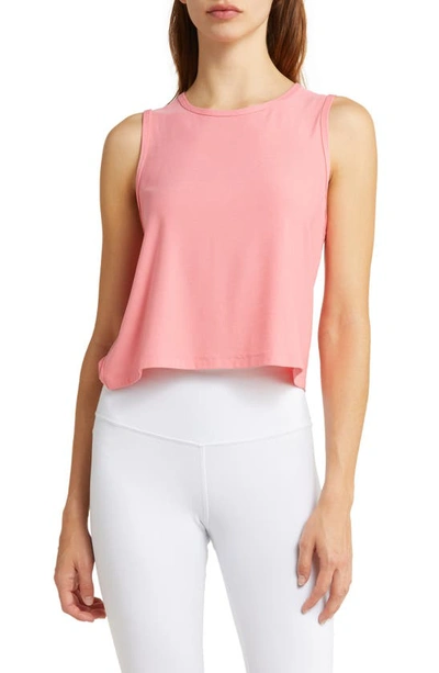 Beyond Yoga Featherweight New View Crop Tank In Pink