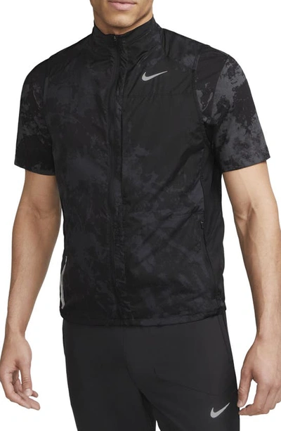 Nike Repel Run Division Water Repellent Vest In Black