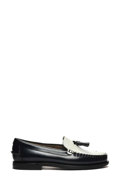 Sebago Classic Will Tassel Loafer In Black-white