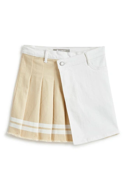 Tractr Pleated Skort In White Khaki