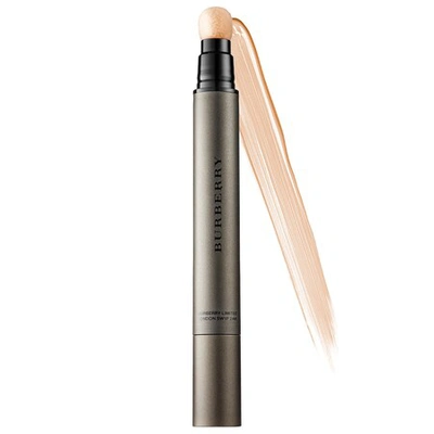 Burberry Beauty Cashmere Concealer Porcelain No. 01 0.08 oz/ 2.5 ml In No. 01 Porcelain