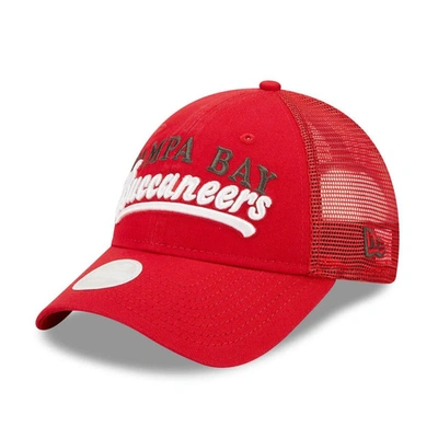 New Era Red Tampa Bay Buccaneers Team Trucker 9forty Snapback Hat