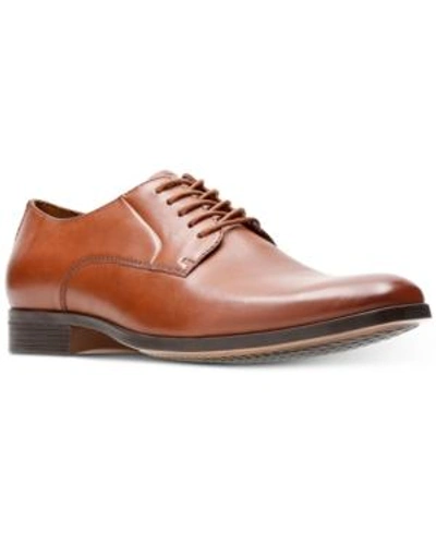 Clarks Men's Conwell Plain-toe Oxfords Men's Shoes In Tan Leather