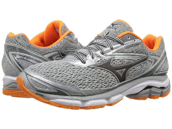 mizuno wave 13