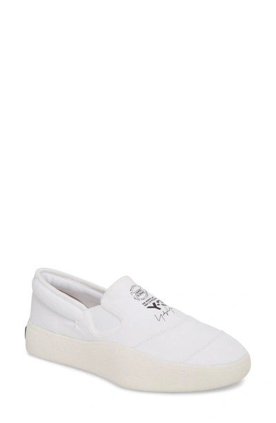 Y-3 Tangutsu Slip-on Sneaker In White / Black / Core White