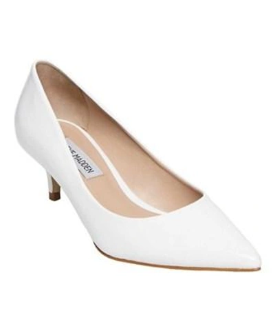 Steve Madden Sabrinah Pointed Toe Pump In White