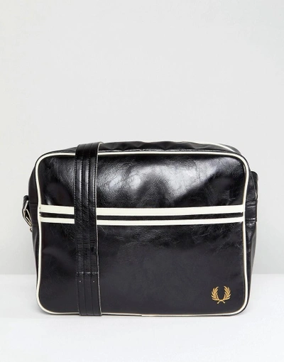 Fred Perry Classic Shoulder Bag In Black - Black
