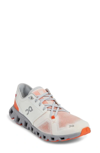 On Cloud X 3 Training Shoe In Ivory/ Alloy