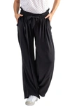 Cache Coeur Sahel Smocked Twill Maternity Shorts In Black