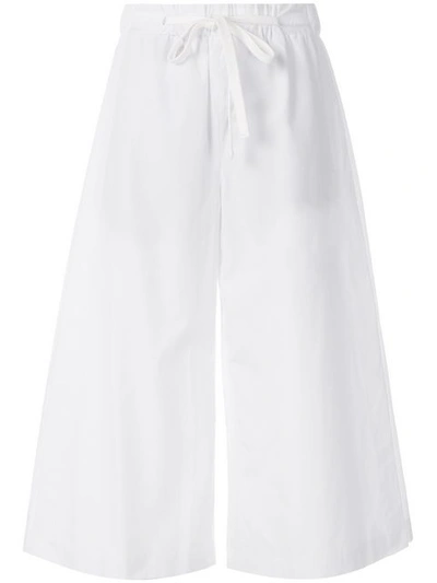 Vince Drawstring Side-slit Cropped Culotte Pants In Off White