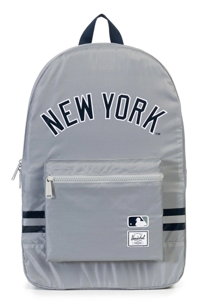 Herschel Supply Co Packable - Mlb American League Backpack - Grey In New York Yankees