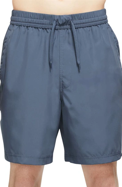 Nike Men's Form Dri-fit 7" Unlined Versatile Shorts In Diffused Blue/ Black