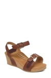 Aetrex Lexa Wedge Sandal In Walnut