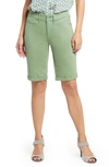 Nydj Briella Cuffed Bermuda Shorts In English Ivy