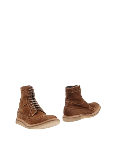 Preventi Boots In Brown