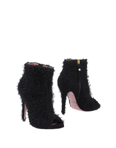 Tipe E Tacchi Ankle Boots In Black