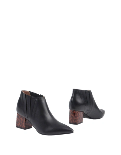 Pollini Ankle Boot In Black