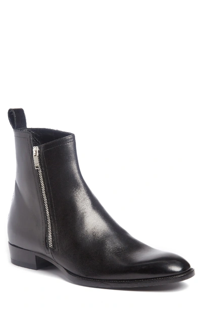 Saint Laurent Wyatt 30 Side-zip Leather Ankle Boot, Black