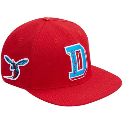 Pro Standard Red Delaware State Hornets Evergreen D Snapback Hat