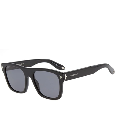 Givenchy Gv 7011/s Sunglasses In Black