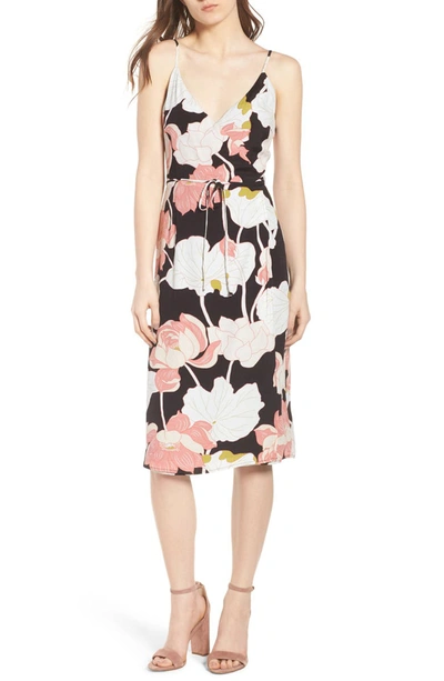 Cupcakes And Cashmere Chayene Floral-print Sleeveless Wrap Dress In Black