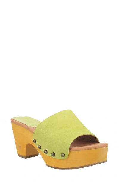 Dingo Beechwood Platform Side Sandal In Lime