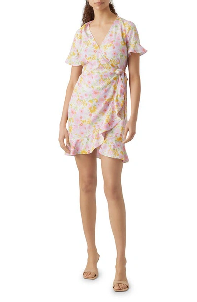 Vero Moda Henna Frill Wrap Dress In Birch Aop Asta Flower