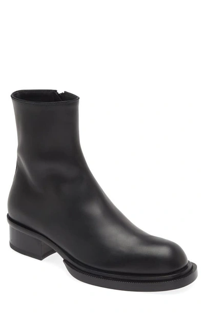 Alexander Mcqueen Men's Leather Ankle Boots In Black