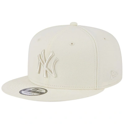 Men's New Era White/Navy New York Yankees Spring Training Icon 9FORTY  Snapback Hat