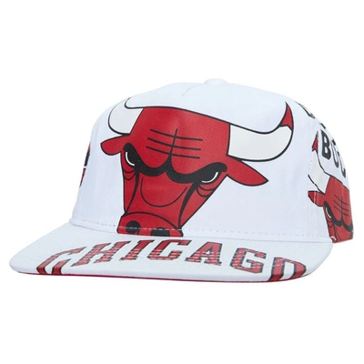 Mitchell & Ness Men's  White Chicago Bulls Hardwood Classics In Your Face Deadstock Snapback Hat In White/red
