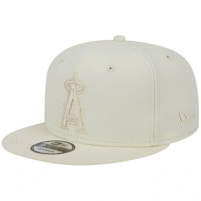 Buffalo Bills New Era Retro Beachin 9FIFTY Snapback Hat - Khaki