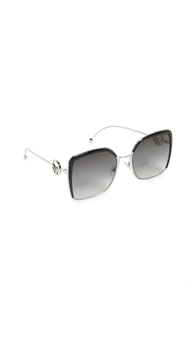 Fendi Square Oversized Sunglasses In Black/dark Grey Gradient