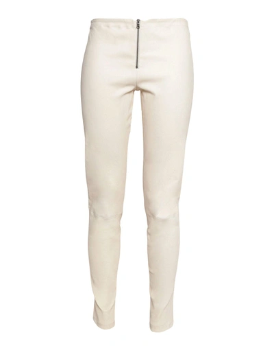 Alice And Olivia Casual Pants In Ivory