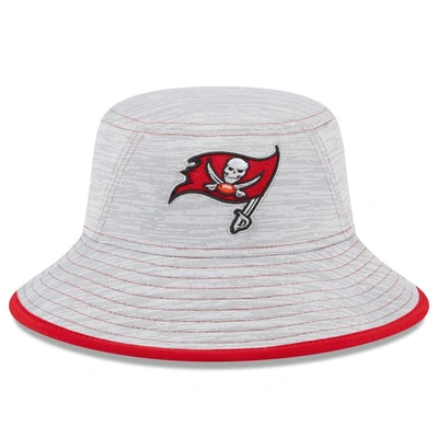 New Era Gray Tampa Bay Buccaneers Game Bucket Hat