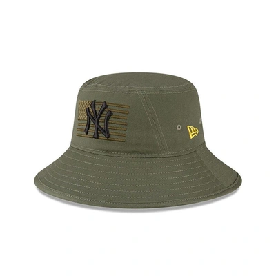 New Era Green New York Yankees 2023 Armed Forces Day Bucket Hat