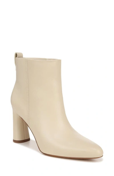 Vince Hillside Leather Ankle Booties In Beige