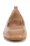 Lifestride Cameo Flat In Desert Tan
