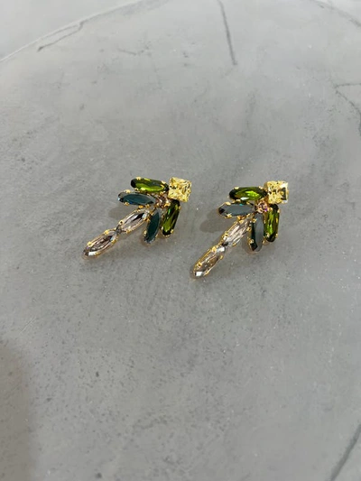 Em Basics Dragonfly Earrings In Gold