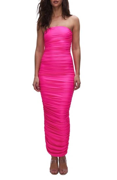 Good American Ruched Strapless Satin Midi Dress In Knockoutpink001