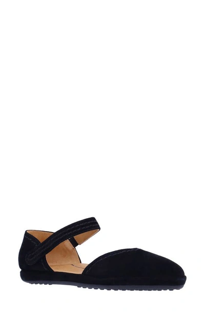 L'amour Des Pieds Ankle Strap Flat In Black
