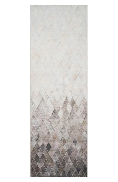 Loloi Maddox Collection Rug In Sand / Taupe