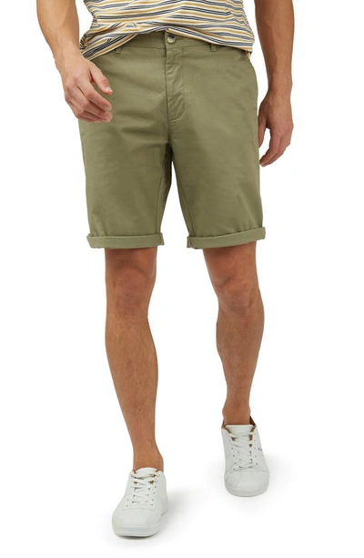 Ben Sherman Signature Flat Front Stretch Cotton Chino Shorts In Litchen Green